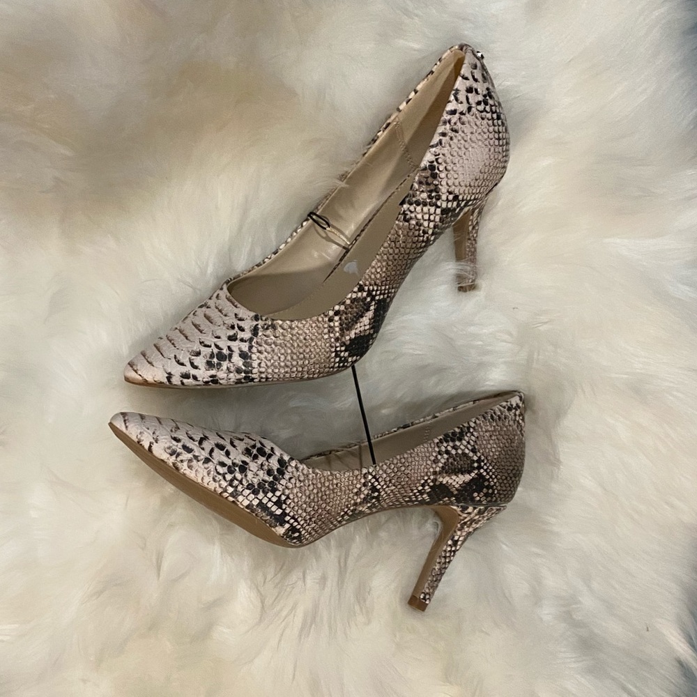 Jones New York “Darcy” NEW size 10 heels